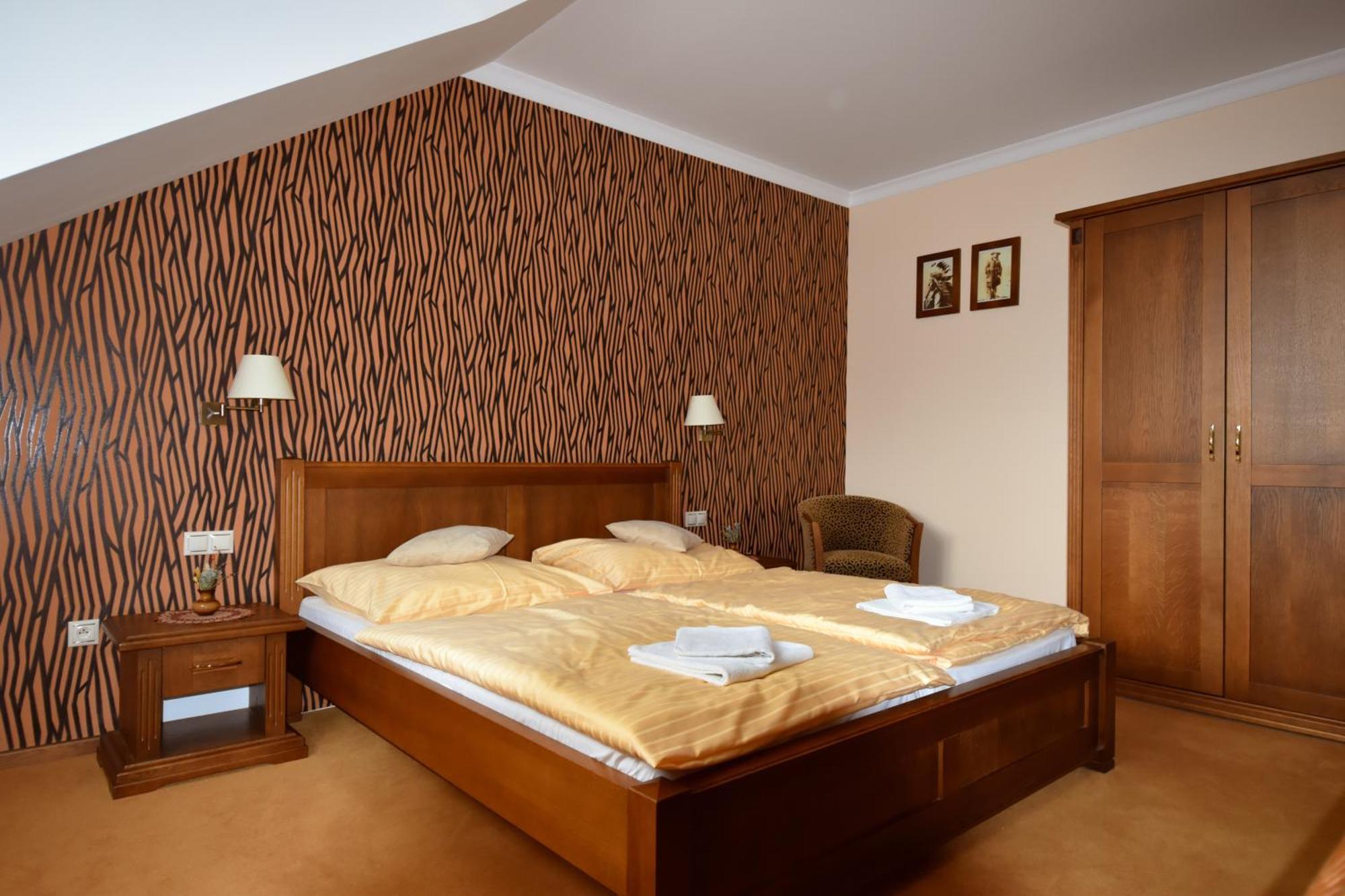 Country Saloon Bela Hotel Ruang foto